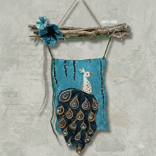 Malen mit Wolle - Pfau in Blau